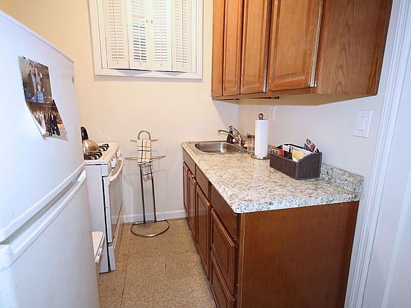 2nd image of 1734 E 16th St
