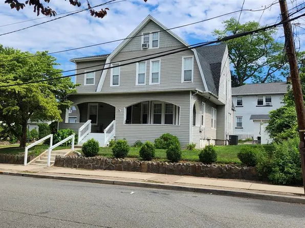 245 Hillside Ave, Leonia, NJ 07605