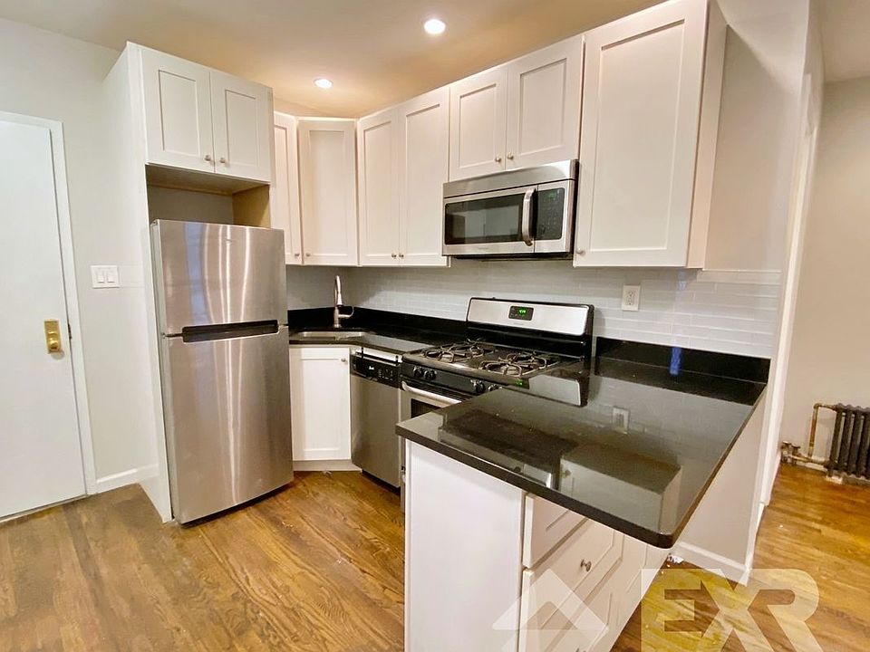 1st image of 43 Underhill Ave APT 1A