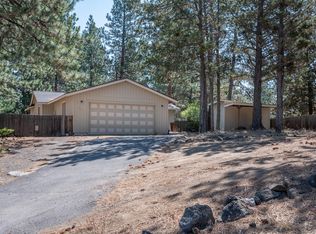 1833 SW Forest Ridge Ave #1, Bend, OR 97702