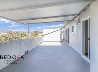 230 S Coronado St #24, Los Angeles, CA 90057
