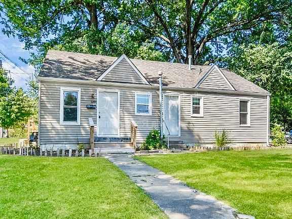 3rd image of 1443 S 32nd St #1