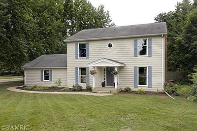 1st image of 6075 Litchfield Ln