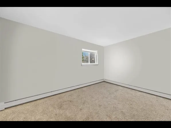 90 Osborne Hill Rd APT B14, Wappingers Falls, NY 12590