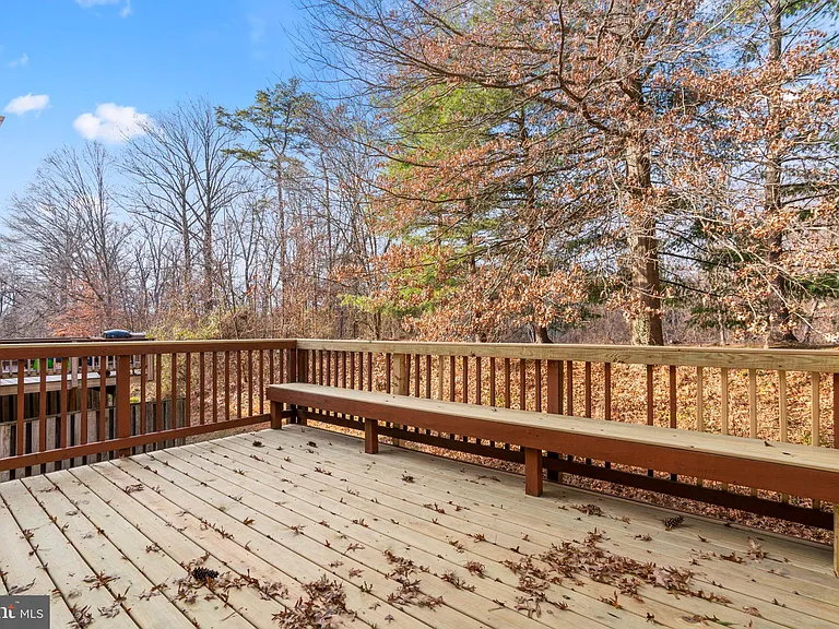 8871 Manahan Dr — Photo 26