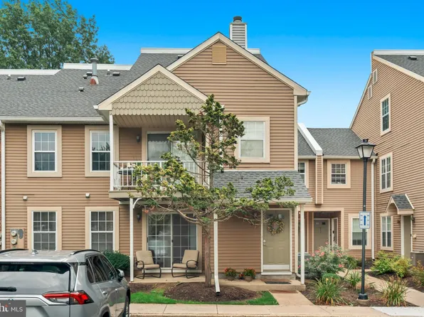 805 Society Pl, Newtown, PA 18940