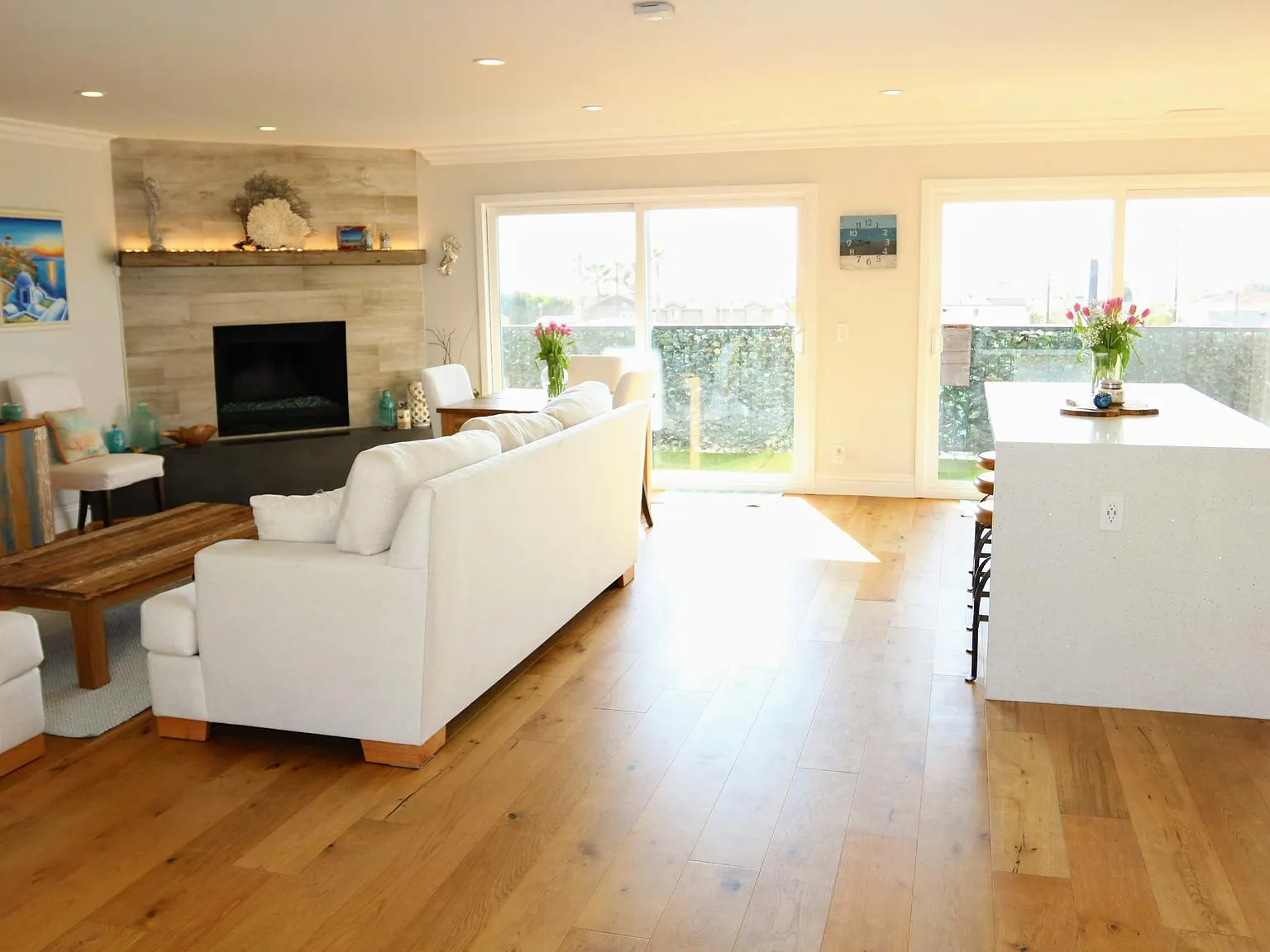 2 bed, 1.5 bath, 1431 sqft, $5,700 — Photo 1