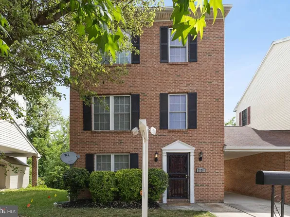 2728 Knox Ter SE, Washington, DC 20020