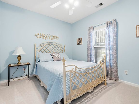 4th image of 5882 Longwood Dr. #3-101