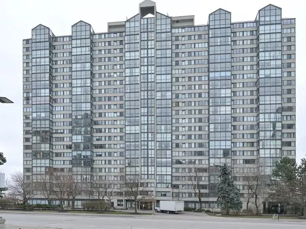 350 Webb Dr #308, Mississauga, ON L5B 3W4
