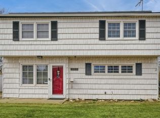 2337 Adolfo Pl, Westbury, NY 11590
