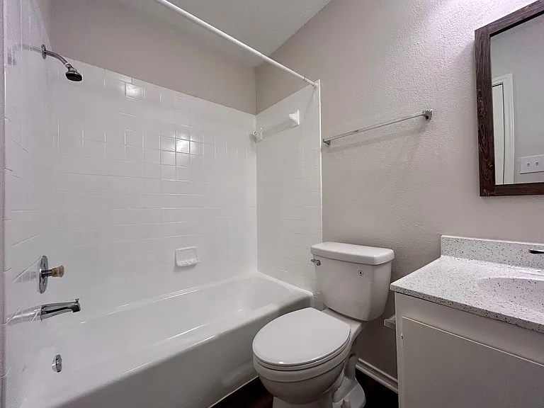 9300 Kempler Dr — Photo 11
