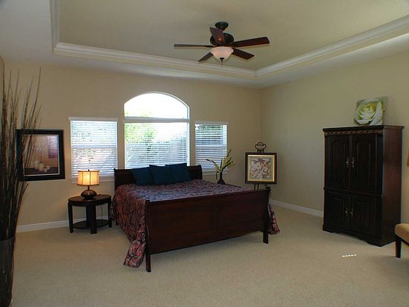 4th image of 1417 Oak Hill Way