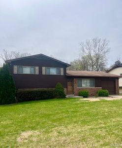 11008 Baywood Ter, Saint Louis, MO, 63126