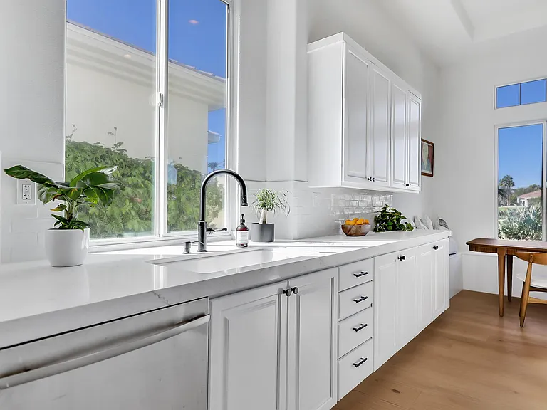 51075 Marbella Ct — Photo 9