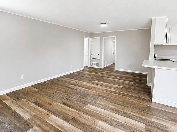 5th image of 2071 Ruralia Dr