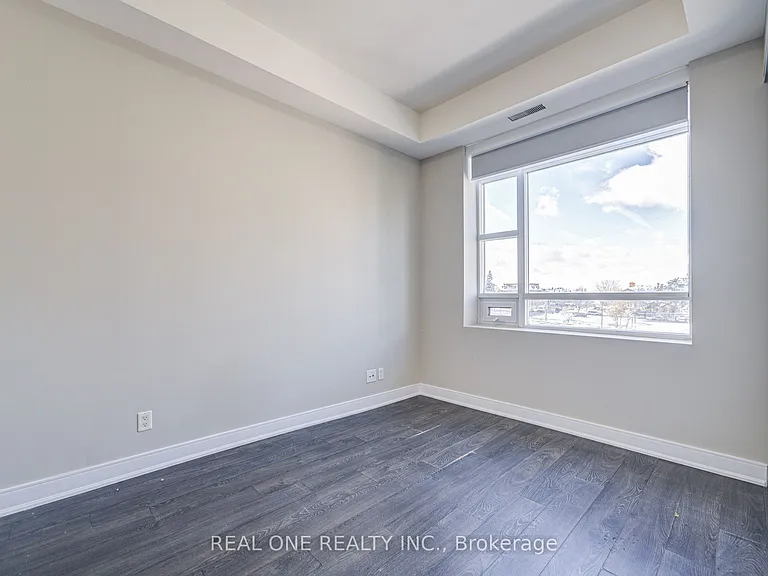 150 Main St W #409 — Photo 15