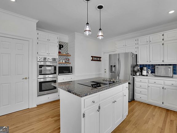 5th image of 4745 Aldbury Ln