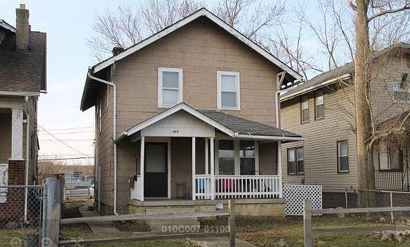 1st image of 965 E 11th Ave