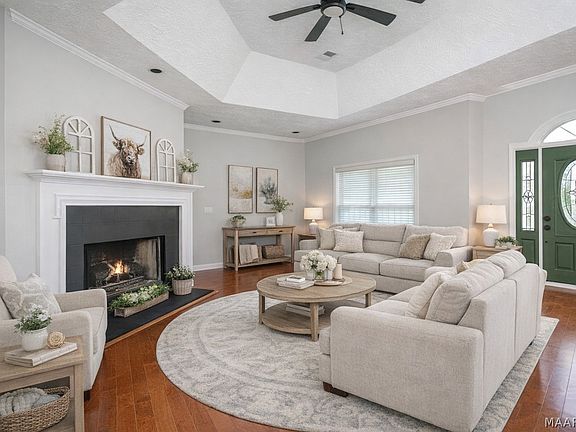 2nd image of 2310 Halcyon Blvd