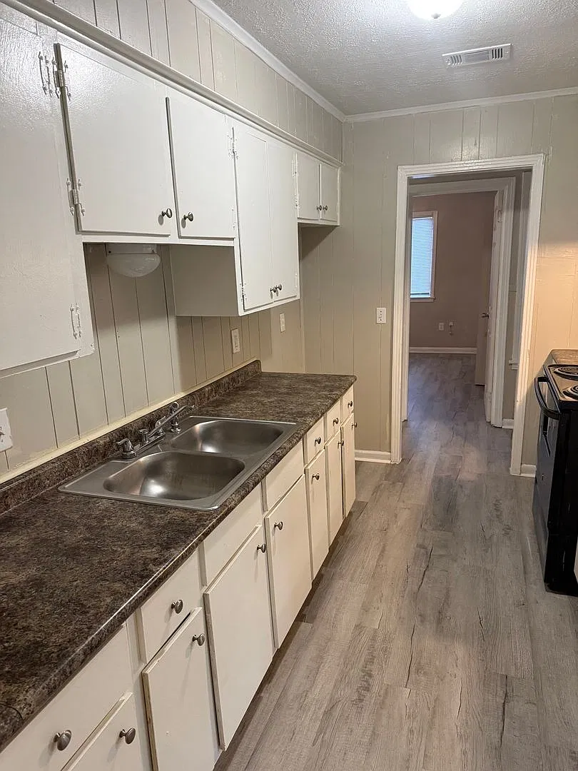 Recently Renovated 3-Bedroom Home | Comfortable Living in the 39213 Area — Photo 2