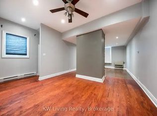 140 Seaton St #1A, Toronto, ON M5A2T3