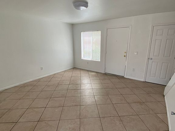 2nd image of 451 S Lincoln Ave