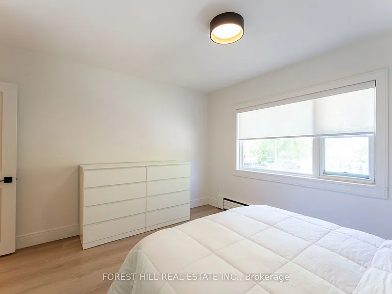 8 Victoria St #4 — Photo 10