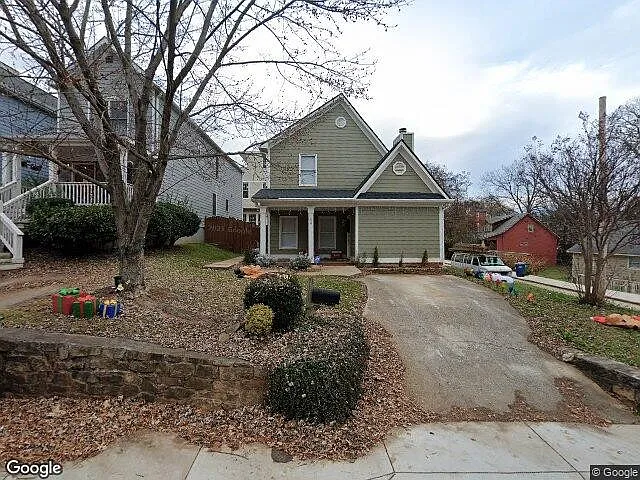 64 Bass St SE — Photo 2