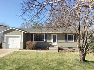 6223 Inverness Rd, Lincoln, NE 68512