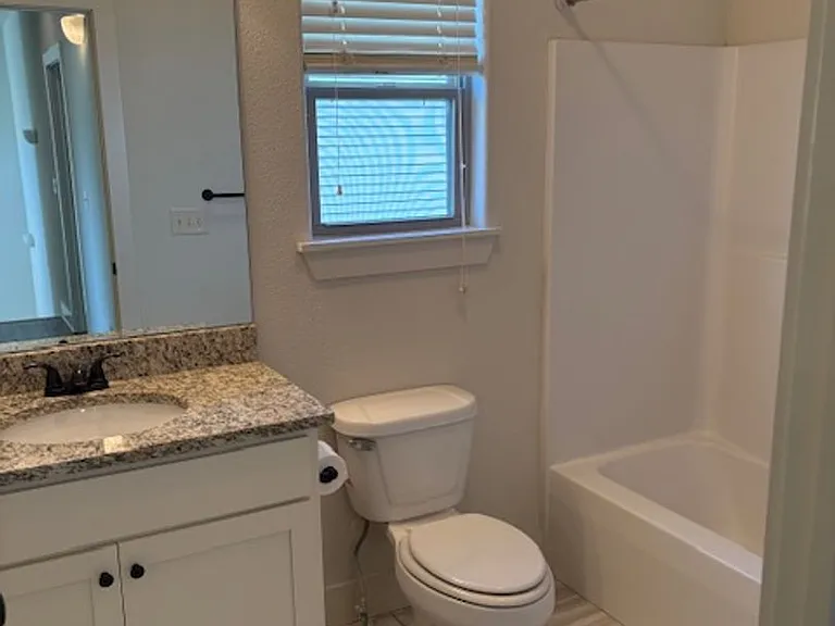 3104 SW Riverstone Ave — Photo 7