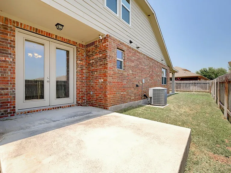 176 Flannery Ln — Photo 36