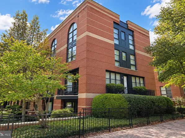 1630 N Rhodes St, Arlington, VA 22209