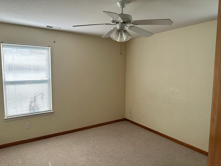 925 N Field Stone Dr — Photo 27