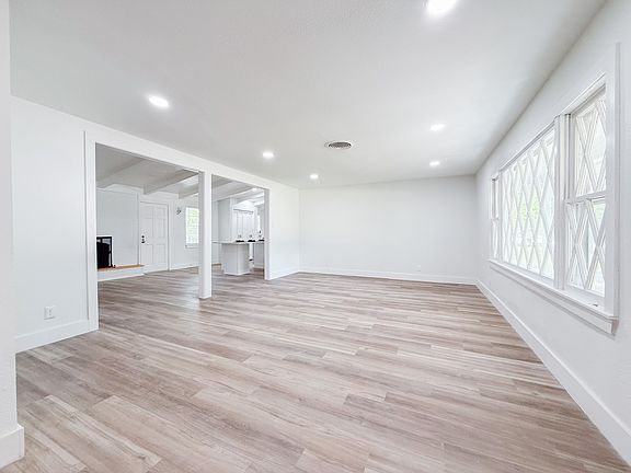 4th image of 5808 Wales Ave