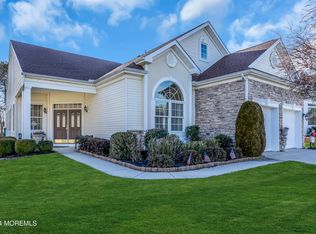 10 Millstone Way, Waretown, NJ 08758