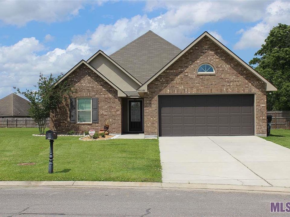 1st image of 42286 Cedarstone Ave