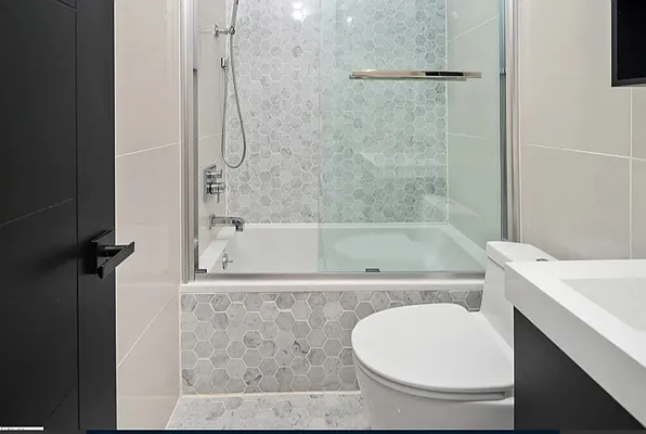 Rented by Real Team Brokerage | media 7