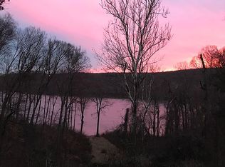 39 High Point Cmns, East Hampton, CT 06447