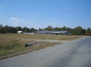 913 Camarato Dr, Herrin, IL 62948