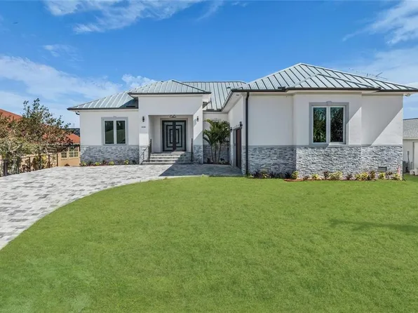 2228 Harbour Dr, Punta Gorda, FL 33983