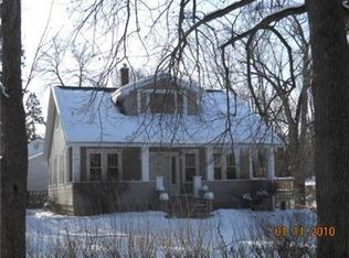 801 S River Rd, Fox River Grove, IL 60021