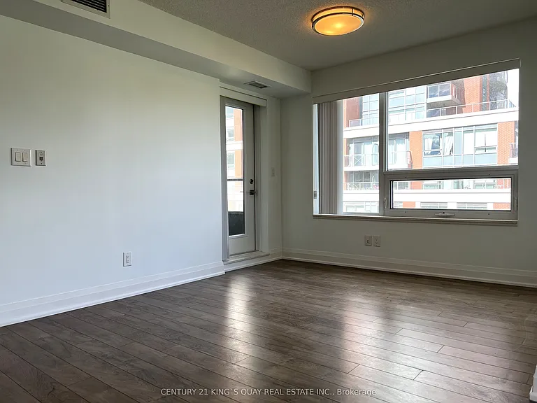 18 Uptown Dr #511 — Photo 9
