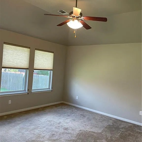 18413 SW Falcon Pointe Blvd — Photo 10