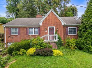 51 Roland Park Dr, Huntington, WV 25705