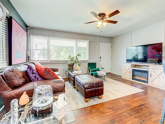3rd image of 245 Commerce Ave