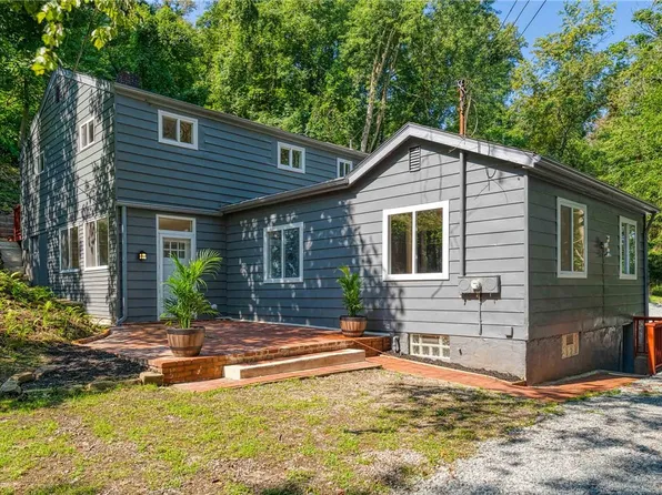 8201 Nadine Rd, Verona, PA 15147