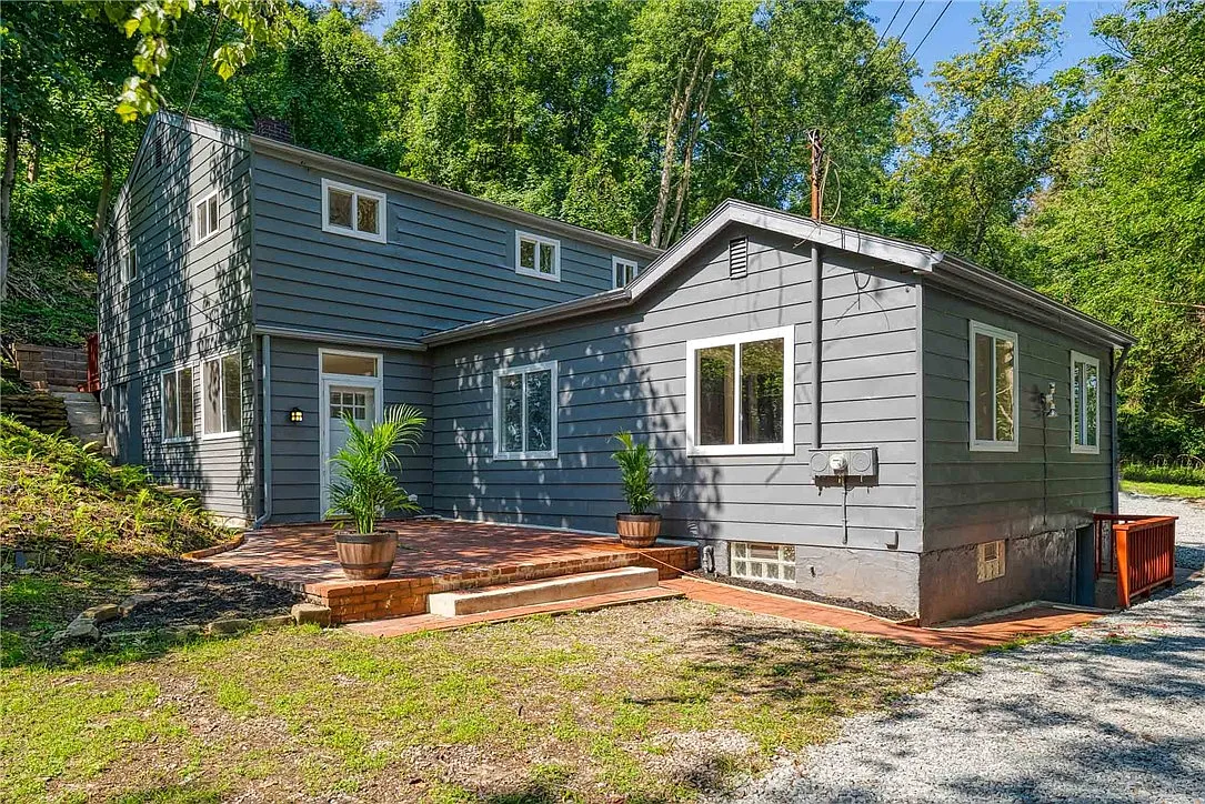 8201 Nadine Rd photo 1