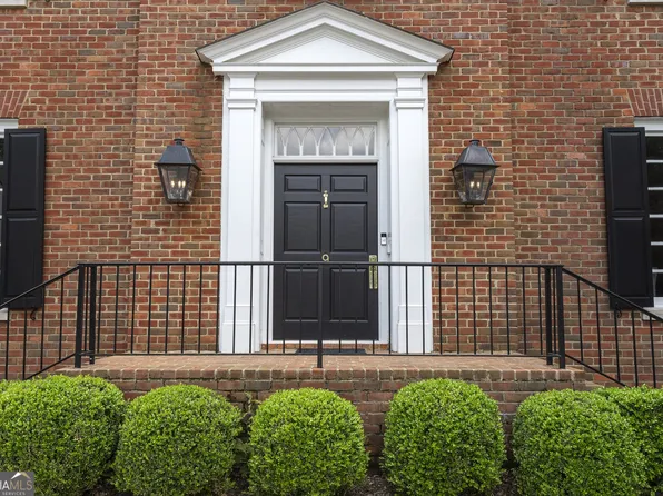 9 Nacoochee Pl NW, Atlanta, GA 30305
