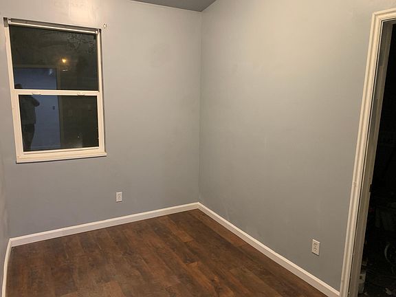 5th image of 1423 W 3350 S